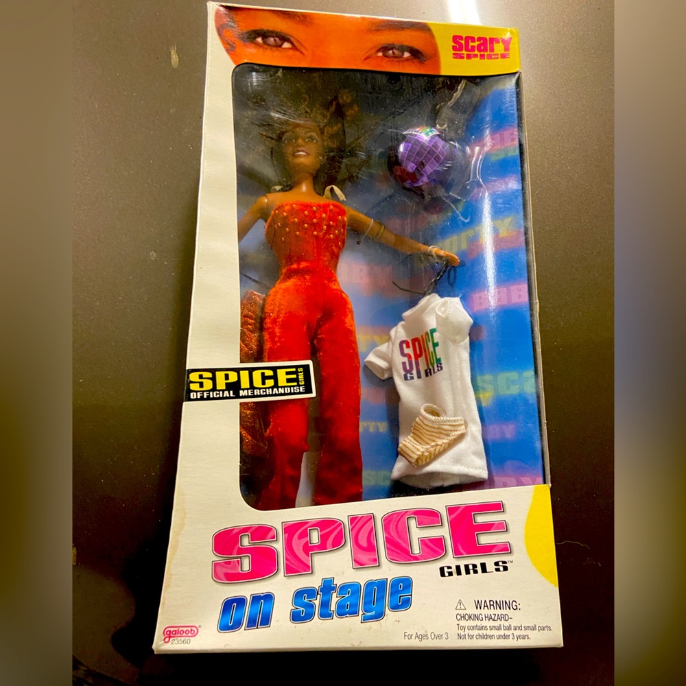 Spice Girls on Stage Scary Spice doll